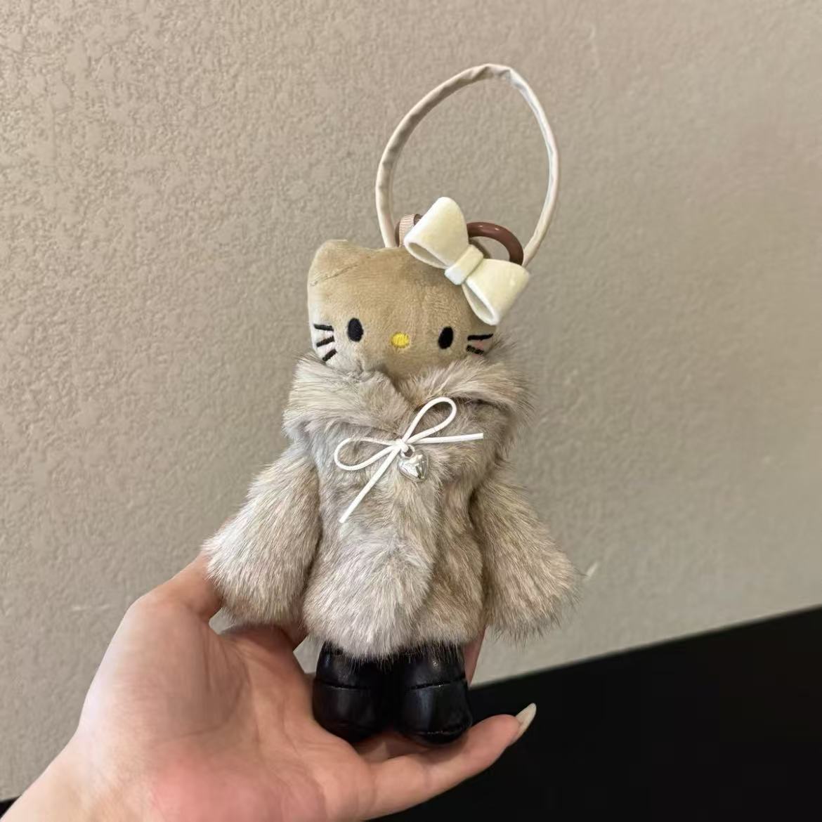 New Arrival: Melard Fur Long-Legged Black Kitty Bag Charm Luxury KT Cat Plush Keychain Gift