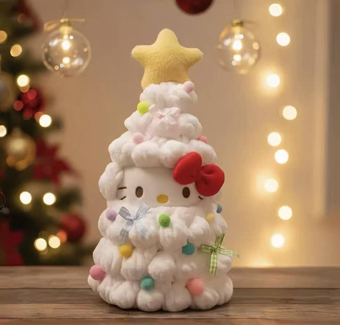 Japan Hello Kitty Santa Claus Keychain(Authentic)