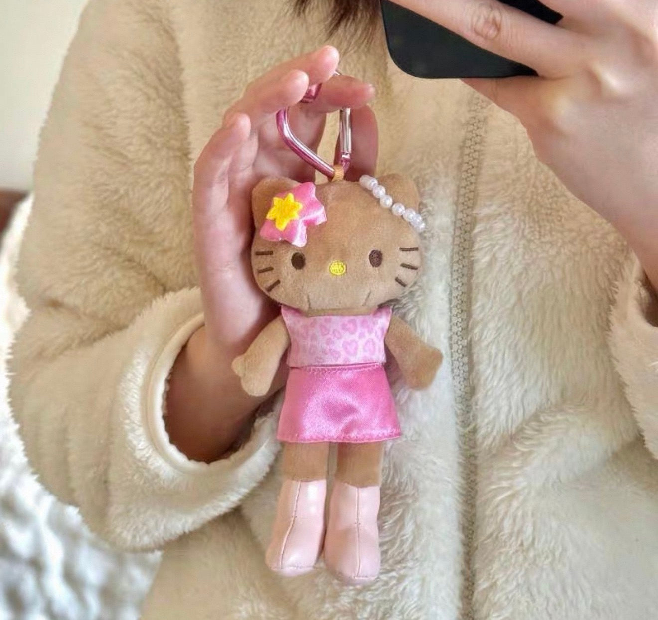 Japanese Long-Legged Black-Skinned Hello Kitty Cat Keychain KT Cat Mini Keychain(Authentic)